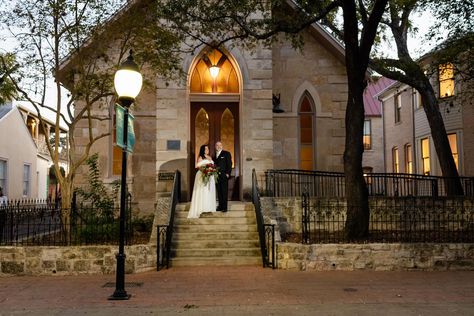 Beautiful San Antonio Wedding at @lavillitaarts @old_san_francisco_steakhouse San Antonio Wedding, San Antonio Weddings, San Antonio, San Francisco, Photographer