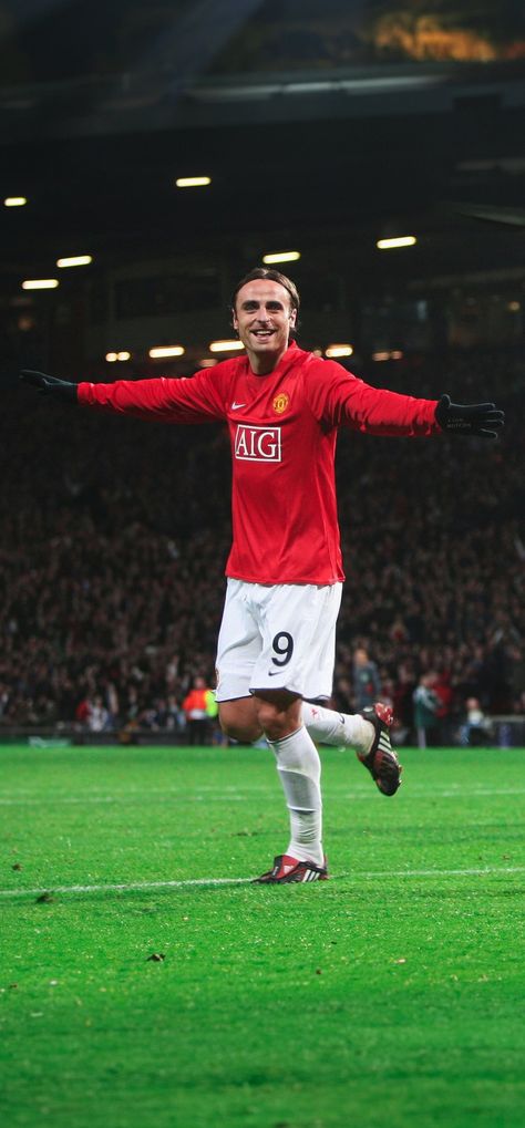 Dimitar Berbatov, Football Players Photos, Real Madrid Wallpapers, Madrid Wallpaper, Soccer Pictures, Man Utd, Man United, Football Players, Manchester United