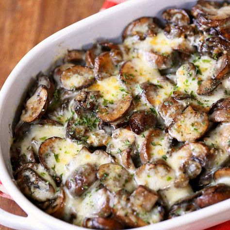 Mushroom Rice Casserole, Casserole Vegetarian, Mushroom Side Dishes, Mushroom Recipes Healthy, Mushroom Casserole, Healthy Casserole Recipes, Mushroom Rice, Mushroom Dish, Healthy Casseroles