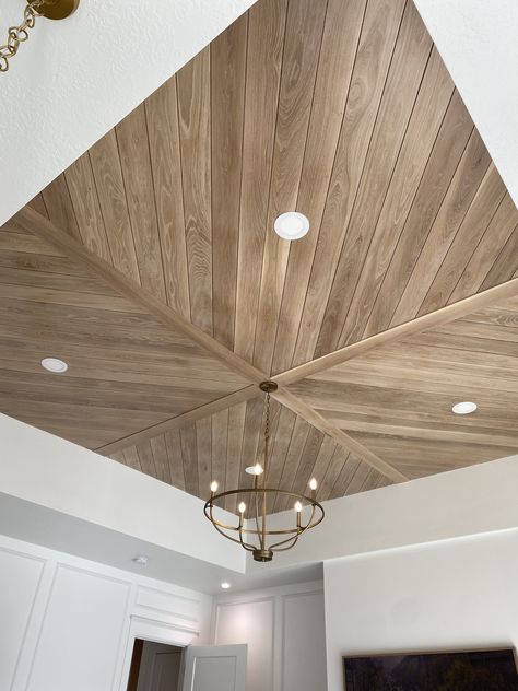 Wood Tile Ceiling Bathroom, Farmhouse Accent Ceiling, Wood Paneled Ceiling Bedroom, Wood Trey Ceiling Ideas Bedroom, Faux Wood Beams In Tray Ceiling, Wood On Vaulted Ceiling, Beadboard Tray Ceiling, Trace Ceiling Bedroom, Creative Ceiling Ideas Bedroom