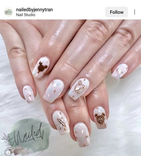 Short Square Disney Nails, Disney Snack Nails, Disney Park Nails, Disney Wedding Nails, Aesthetic Disney Nails, Neutral Disney Nails, Winter Nails Tips, Claire Nails, Summer Disney Nails