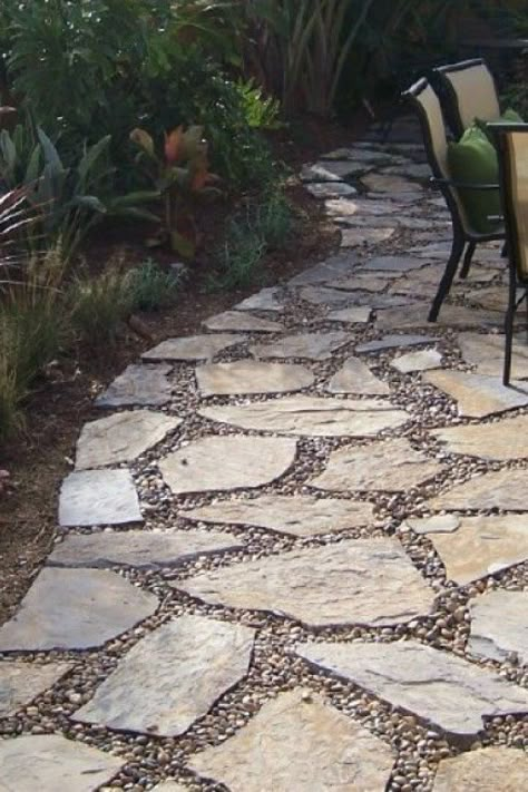 28 top stone patio design ideas for your small backyard 14 Diy Stone Patio, Stone Patio Ideas, Stone Patio Designs, Flagstone Walkway, Diy Backyard Patio, Concrete Patios, Stone Patio, Flagstone Patio, Stone Walkway