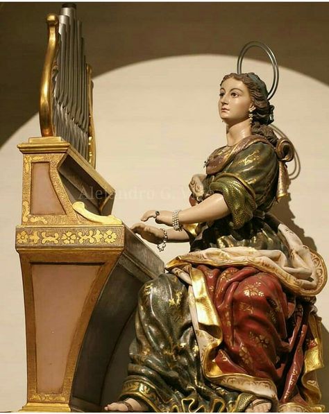 St Cecilia Statue, Saint Claire, Female Saints, Christ Artwork, St Cecilia, Friend Of God, Santa Cecilia, Jesus Christ Artwork, Flower Wallpapers