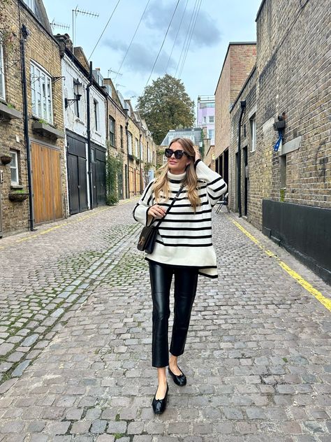 Black Ballet Flats Outfit, Ballet Shoes Outfit, Ballet Flats Outfit, Millie Mackintosh, Velvet Flats, Made In Chelsea, Flats Outfit, Black Ballet Flats, Ballerina Shoes