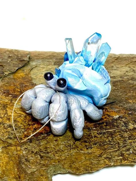 Crab Sculpture, Indoor Potted Plants, Sculpture Polymer Clay, Hermit Crab, Clay Animals, Super Glue, Sparkling Crystal, Clay Creations, Strong Adhesive