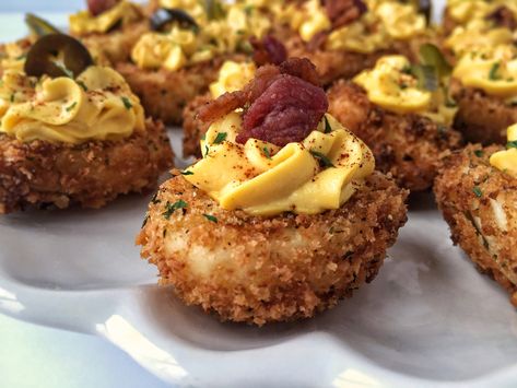 DEEP FRIED DEVILED EGGS Deep Fried Deviled Eggs, Deep Fried Egg, Fried Deviled Eggs, Devilled Eggs Recipe Best, Herb Roasted Turkey, Best Thanksgiving Side Dishes, Thanksgiving Food Sides, Best Deviled Eggs, Bacon Deviled Eggs