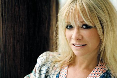 Jo Wood, Recycling Clothes, Reuse Clothes, Ronnie Wood, Hair And Makeup Tips, Rock Chick, Time Life, Beauty Guru, Hair Envy