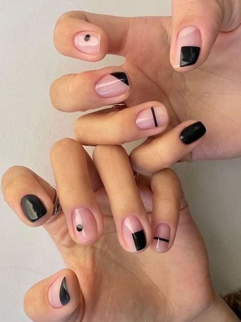 Nails Hombres, Black Summer Nails, Rocker Nails, Men Nails, Man Nails, Men Nail, Summer Nails 2024, Minimalist Nail, Minimal Nails Art