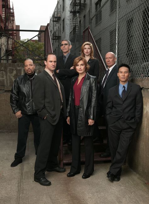 Law & Order: SVU - Promo Law And Order: Special Victims Unit, Law Order Svu, Meagan Good, Elite Squad, Cop Show, Special Victims Unit, Law And Order Svu, Great Tv Shows, Mariska Hargitay