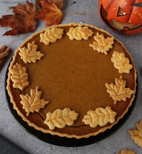 Pumpkin Pie Recipe For Pumpkin Pie, Autumn And Halloween, Frozen Pumpkin, Pumpkin Pie Cheesecake, Pumpkin Scones, Double Cream, Pastry Shells, Pumpkin Pie Filling, Cake Truffles