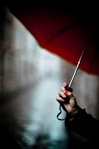 I Love Rain, Red Umbrella, Love Rain, Under My Umbrella, Walking In The Rain, Singing In The Rain, Umbrellas Parasols, When It Rains, Depth Of Field