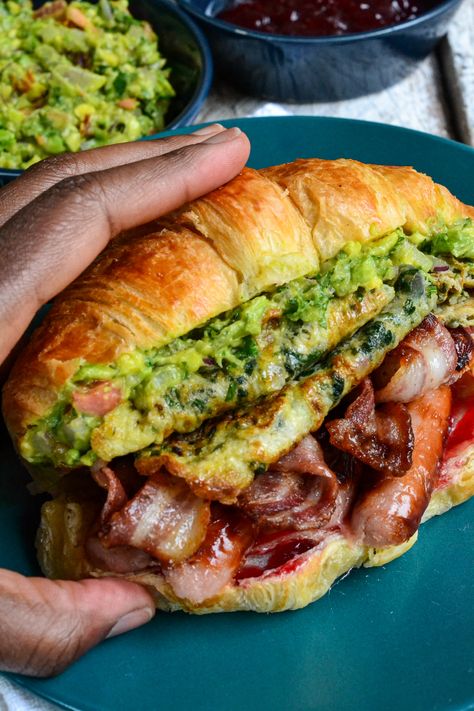 Cool Sandwiches Ideas, Mexican Breakfast Sandwich, Breakfast Sandwich Aesthetic, Panera Bread Breakfast, Lunch Ideas At Home, Panera Breakfast, Guacamole Sandwich, Breakfast Burgers, Breakfast Sandwich Recipes