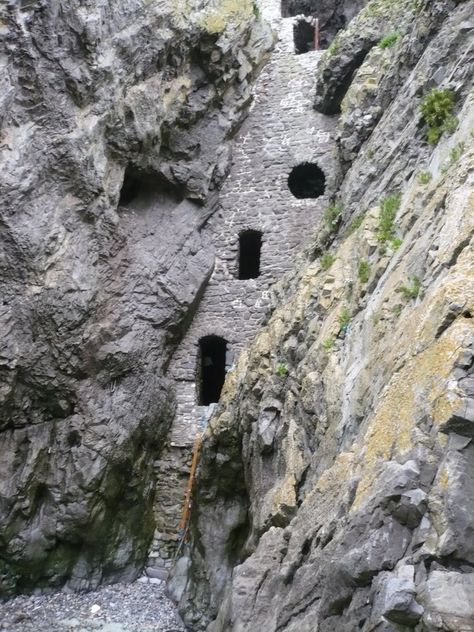 Hidden Passageways, Gower Peninsula, Secret Tunnel, Sea Cave, Secret Passageways, Caravan Site, Travel Books, Video Blog, Quaint Village