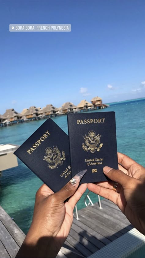 #goals Usa Passport, Couple Travel Photos, Vacation Images, Passport Pictures, Airport Aesthetic, Passport Online, Vision Board Images, Vision Board Photos, Vacation Goals