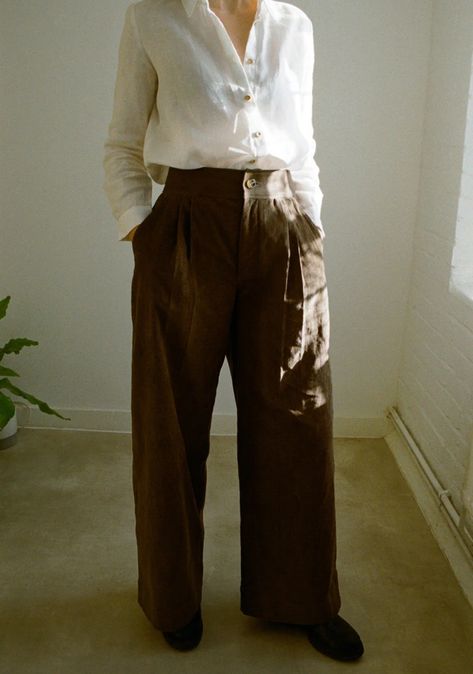 Sewing Pattern Roundup: Pleated Trousers - Emily Lightly Spring Trousers, Trousers Pattern, Trouser Pattern, Pant Trouser, Pleated Pant, Sewing Pants, Sewing Courses, Vintage Trousers, Wide Trousers