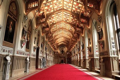 Prince Harry and Meghan Markle Wedding Reception Location, Photos and Details. This room is on the Windsor Castle tour. I've been there- very impressive! Windsor Castle Fire, Windsor Castle Interior, Inside Windsor Castle, Frogmore House, Springtime Photos, St Georges Hall, Windsor Homes, Castle Interior, Building Inspiration