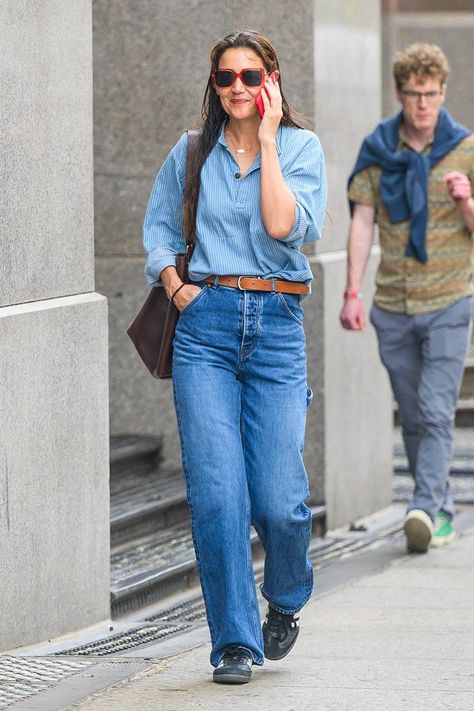 Katie Holmes Loves This Best-Selling Madewell Bag | Who What Wear Madewell Essential Bucket Tote, Katie Holmes Street Style, Madewell Bucket Bag, Katie Holmes Outfits, Bucket Bags Outfit, Madewell Bag, Katie Holmes Style, Madewell Tote, Madewell Style