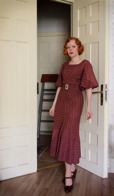 1930s Fashion Casual, Fashion 1920s, 1930s Vintage Dress, 1930s Inspired Outfits, 1930s Woman, 30s Day Dress, Late 1930s Fashion, 1930s Clothes, Modern 1930s Fashion