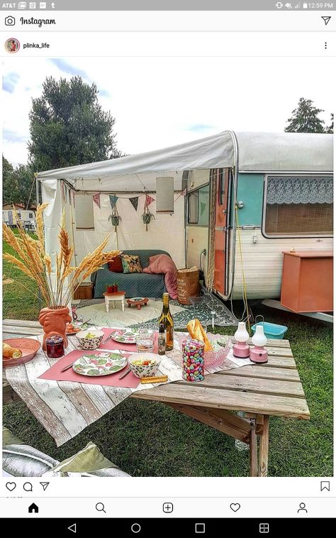 Vintage Trailer Decor, Hippie Camper, Bohemian Style Living, Caravan Decor, Caravan Makeover, Travel Camper, Vintage Camper Remodel, Trailer Decor, Diy Camper Remodel