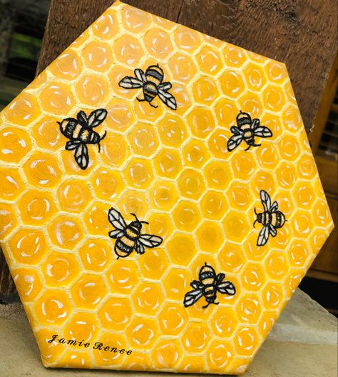 Honey Comb Painting Easy, Honeycomb Painting Acrylic, Bee Hive Drawings, How To Draw Honeycomb, Bee Painting Simple, Honeycomb Painting, Honeycomb Drawing, Honeycombs Drawings, Honey Bee Painting