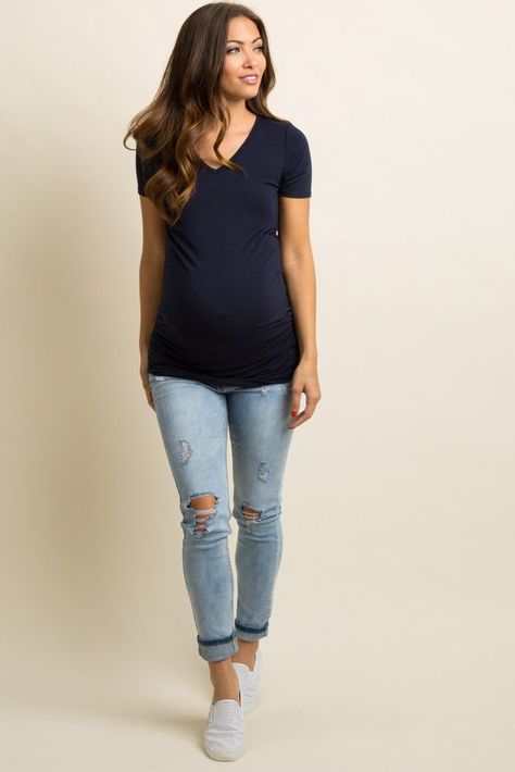 d961e9f236177d65d21100592edb0769desc46931458ri Maternity Leggings Outfit, Prego Outfits, Pregnancy Fashion Winter, Casual Maternity Outfits, Maternity Styles, Maternity Clothes Summer, Boho Maternity, Cute Maternity Outfits, Stylish Maternity Outfits