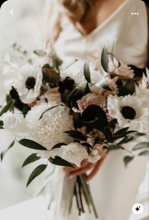 Black And Blush Wedding Bouquet, Black White Bridal Bouquet, Black Flowers For Wedding, Moody White Wedding, Elopement Wedding Bouquet, Monochrome Wedding Bouquet, Moody Flowers Wedding, Moody Wedding Bouquets, Black Flower Wedding Bouquet