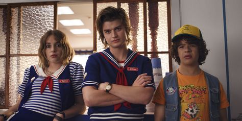 <em>Stranger Things 3</em> trailer debuts new location and creature: See the season's first photos Gaten Matarazzo, Matthew Modine, Into The Badlands, Cary Elwes, Duffer Brothers, Stranger Things Quote, Stranger Things Season 3, Stranger Things 3, Maya Hawke