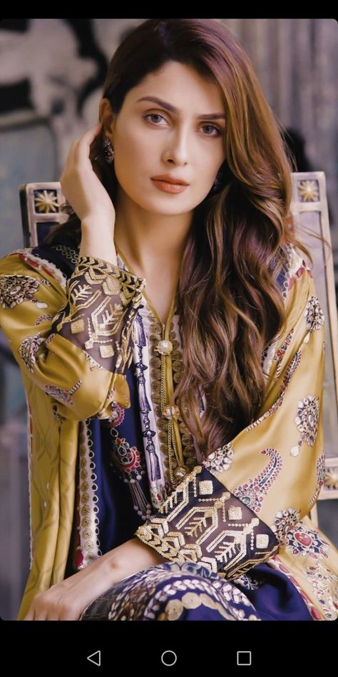 Ayeza khan Ayeza Khan Bridal, Bridal Dresses 2023, Ayeza Khan Dresses, Stylish Dpz, Ayeza Khan, Pakistani Fashion Party Wear, Beautiful Pakistani Dresses, Dresses 2023, Pakistani Dress Design