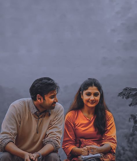 Godavari Movie Songs, Godavari Movie Images, Godavari Movie, Telugu Aesthetic, Best Movie Lines, Love Couple Images, Movie Pic, New Photos Hd, Romantic Photos Couples