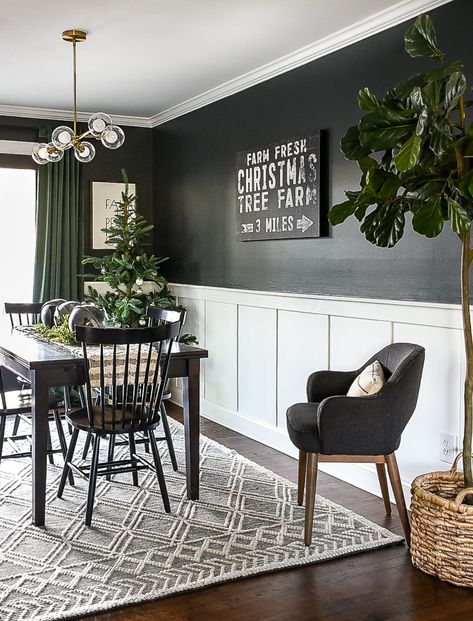 A simple and neutral Christmas home tour with accents of green and touches of vintage for the perfect timeless look! #neutralchristmas #christmasdecor Black And White Dining Room, Dining Room Accent Wall, White Wainscoting, Green Dining Room, Dining Room Accents, Dining Room Remodel, Neutral Christmas, Dinning Room Design, Dining Room Makeover