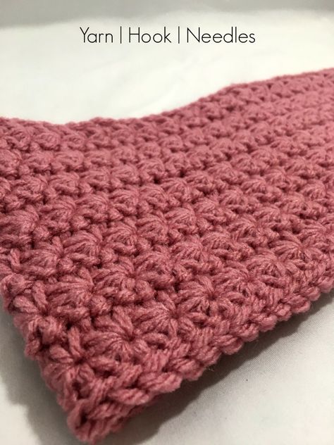 Crochet Star Stitch Cowl with FREE Pattern! – Yarn|Hook|Needles | Yarn|Hook|Needles Star Stitch Crochet, Crochet Head Scarf, New Crochet Ideas, Triple Crochet Stitch, Trendy Crochet Patterns, Crochet Star Stitch, Crochet Cowl Free Pattern, Slip Stitch Crochet, Woven Crochet