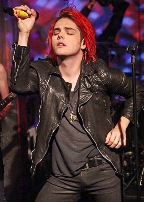 #gerardway #mcr #mychemicalromance My Chemical Romance Members, Gerald Way, Danger Days, Comic Book Writer, I Love Mcr, Permanent Hair Dye, Mikey Way, Emo Guys, Frank Iero