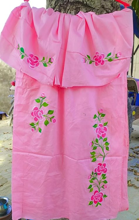 Border Painting Design, Frocks For Teenager, Cycling Cake, Border Painting, Painted Dupatta, Painted Suits, Fabric Colour Painting, Saree Painting Designs, Hydrangea Painting