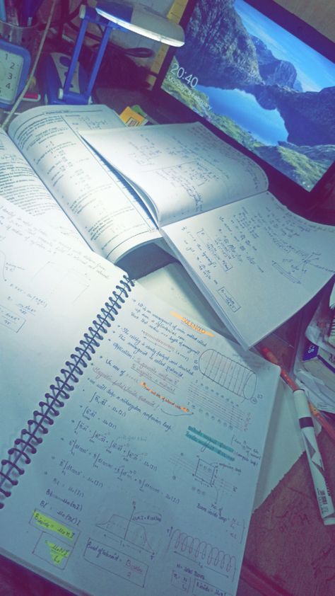 Physics Study Snap, Physics Snap, Studying Snap, Studying Snaps, Study Inspiration Quotes, Physics Books, Hands Aesthetic, Physics Notes, Dark Background Wallpaper