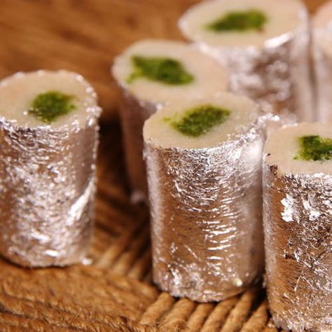 Kaju Pista Roll, Sweets Photography, Sweet Magic, Unique Desserts, Indian Dessert Recipes, Indian Sweet, Green Food Coloring, Indian Desserts, Indian Sweets