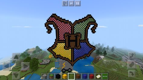 Harry Potter Minecraft Builds Easy, Harry Potter Minecraft Builds, Minecraft Harry Potter, Harry Potter Minecraft, Harry Potter Logo, Easy Pixel Art, Minecraft Memes, Minecraft Crafts, Geek Life