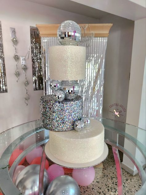 Birthday Themes Disco, Glitz And Glam Birthday Cake, Silver Cake Ideas, Pink Disco Cake, Disco Cake Ideas, Disco Themed Cake, Disco Theme Cake, Mirrorball Party, Disco Party Cake