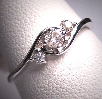 Women's Engagement Rings, Triple Diamond Engagement Ring, Mamma Bear, Family Ring, Ring Ideas, Diamond Wedding Ring, White Gold Engagement, Pretty Rings, Engagement Anniversary