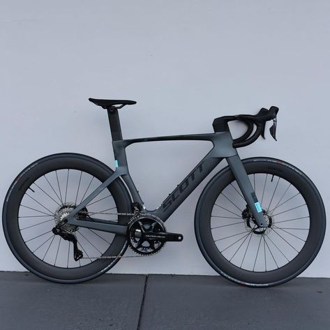 • Scott • Foil RC Pro • Your Daily Motivation 🤘 Visit our shop link in the bio --------------------------------------- 📸 @winterparkcycles . . . . #velo #bicycling #Cycle #Cyclist #RoadCycling #cyclingphoto #trekbikes #lovecycling #cyclingkit #giantbikes #cyclingphotos #cyclingfans #cyclinglife #bianchi #Oakley #strava #stravacycling #merida #canyonbikes #instacycling #cyclingstyle #ciclismo #shimano #sram #zippwheels #rapha #castelli #gobicyclestyle_network Scott Foil, Giant Bikes, Cycling Clothes, Trek Bikes, Fashion Network, Cycling Photos, Cycling Kit, Cycling Fashion, Road Bikes