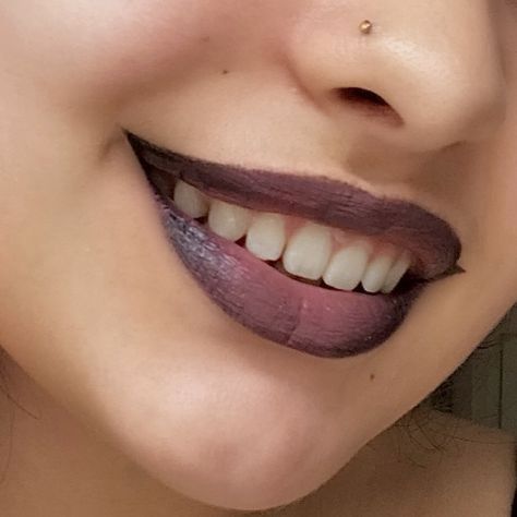 Goth Lip Liner, Emo Lip Makeup, Romantic Goth Aesthetic Makeup, Grunge Makeup Lips, Alt Lip Makeup, Grunge Lip Makeup, Emo Lipstick, Goth Lip Makeup, Janice Core