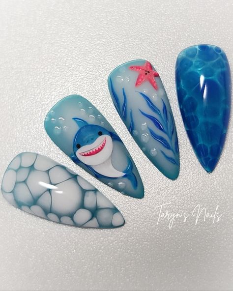 Shark Nails Art, Shark Nail Designs, Shark Nail Art, Shark Nails, Blooming Nails, Ocean Nails, Pro Nails, Mermaid Nails, Animal Nails