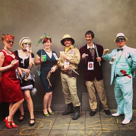 The cast of Clue | 25 Clever Halloween Costumes To Wear As A Group Clue Characters, Clue Costume, Diy Fantasia, Costumes For Work, Characters Costumes, Best Group Halloween Costumes, Clever Costumes, Clever Halloween, Clever Halloween Costumes