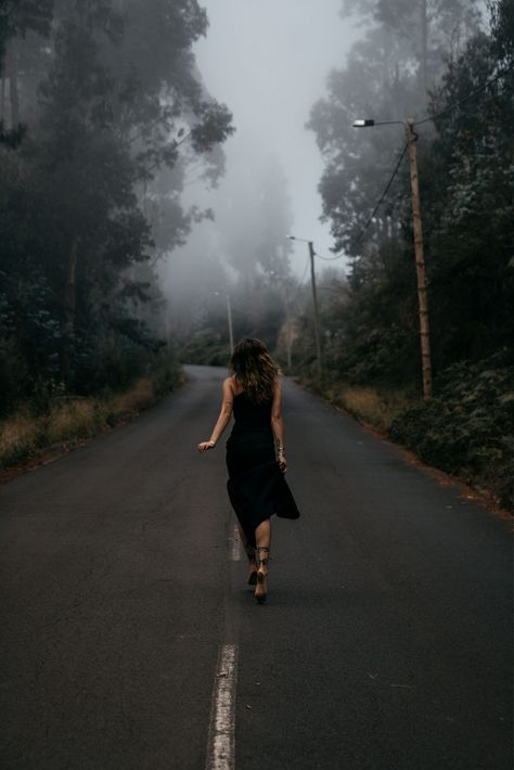 Rainy Photoshoot, Rainy Day Photography, Volcanic Island, Leisure Dress, Waterfall Pictures, Climate Zones, Creative Photoshoot Ideas, My Bucket List, Hidden Places