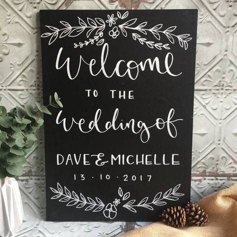 Cadre Photo Booth, Wedding Chalk, Wedding Chalkboard Signs, Calligraphy Signs, Chalkboard Lettering, Chalkboard Wedding, Outdoor Wedding Decorations, Wedding Welcome Sign, Welcome To Our Wedding