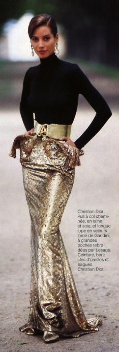 Christian Dior Gold Mermaid Style Skirt..luv it with the Black Top 80s Fashion Editorial, Mode Glamour, Mode Tips, Original Supermodels, Helena Christensen, Steven Meisel, Linda Evangelista, Christy Turlington, فستان سهرة