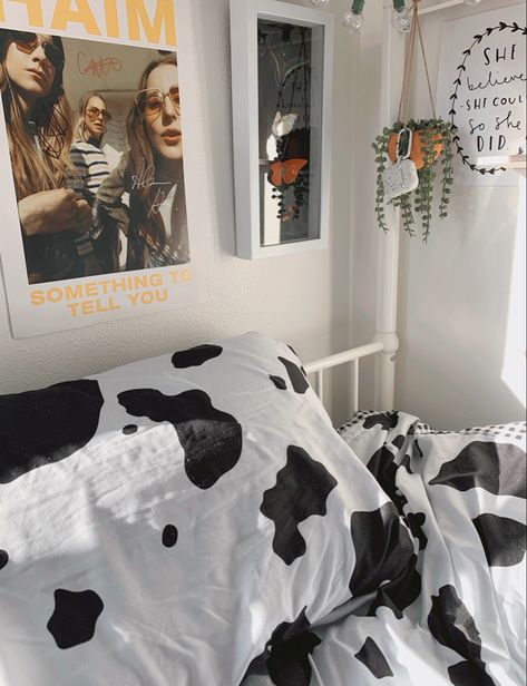 Plants Poster, Haim, Cozy Vibes, Cow Print, Room Inspiration, Bed Sheets, Ash, Cow, Room Decor