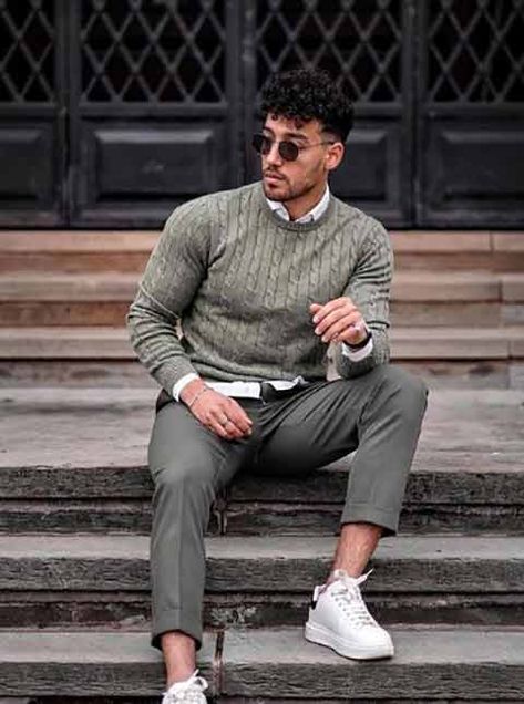 How to DRESS YOUR AGE for Men (20s, 30s, 40s & Beyond) Dads Outfits, Men In 30s, Style Inspiration Over 40, 30s Mens Fashion, Old Man Outfit, Mens Fashion 30s, 40s Outfits, 30 Year Old Man, 30s Style