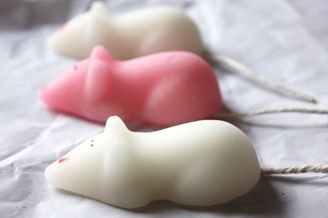 Sugar Mice Nutcracker Wedding, Sugar Mice, Birthday Greetings For Daughter, Party Food Menu, Birthday Themes For Adults, Nutcracker Party, Ideas Birthday Party, Party Food Bar, Birthday Party Table Decorations