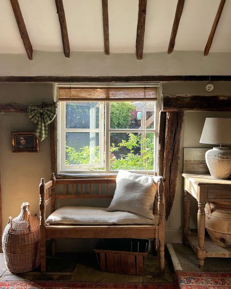 Lizzie Best | Ad - After 8 years, we finally have blinds along the back of the cottage! I’ve put this off for SO long as could never find the right… | Instagram Vintage English Cottage Interiors, Stone Cottages Interior, Scottish Croft, English Cottage Interiors, Cottage Windows, English Country Cottage, Small Business Advice, Cottage Interior, Cottage Interiors