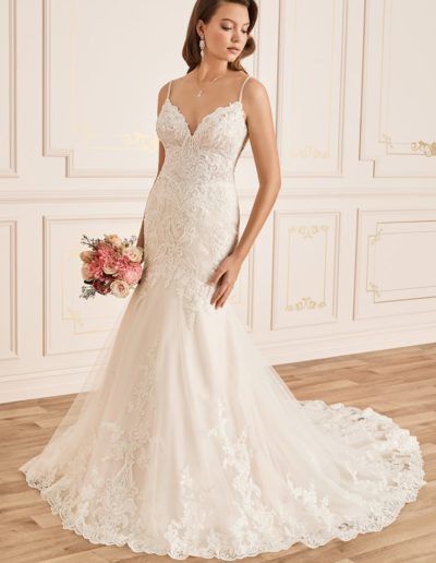 Style Quiz Result Romantic and Ethereal - K & B Bridals Backless Bridal Dresses, Sophia Tolli Wedding Dresses, Wedding Dress Backless, Sophia Tolli, Couture Wedding Gowns, Lace Homecoming Dresses Short, Wedding Gowns Mermaid, Lace Beach Wedding Dress, Prom Dresses Two Piece